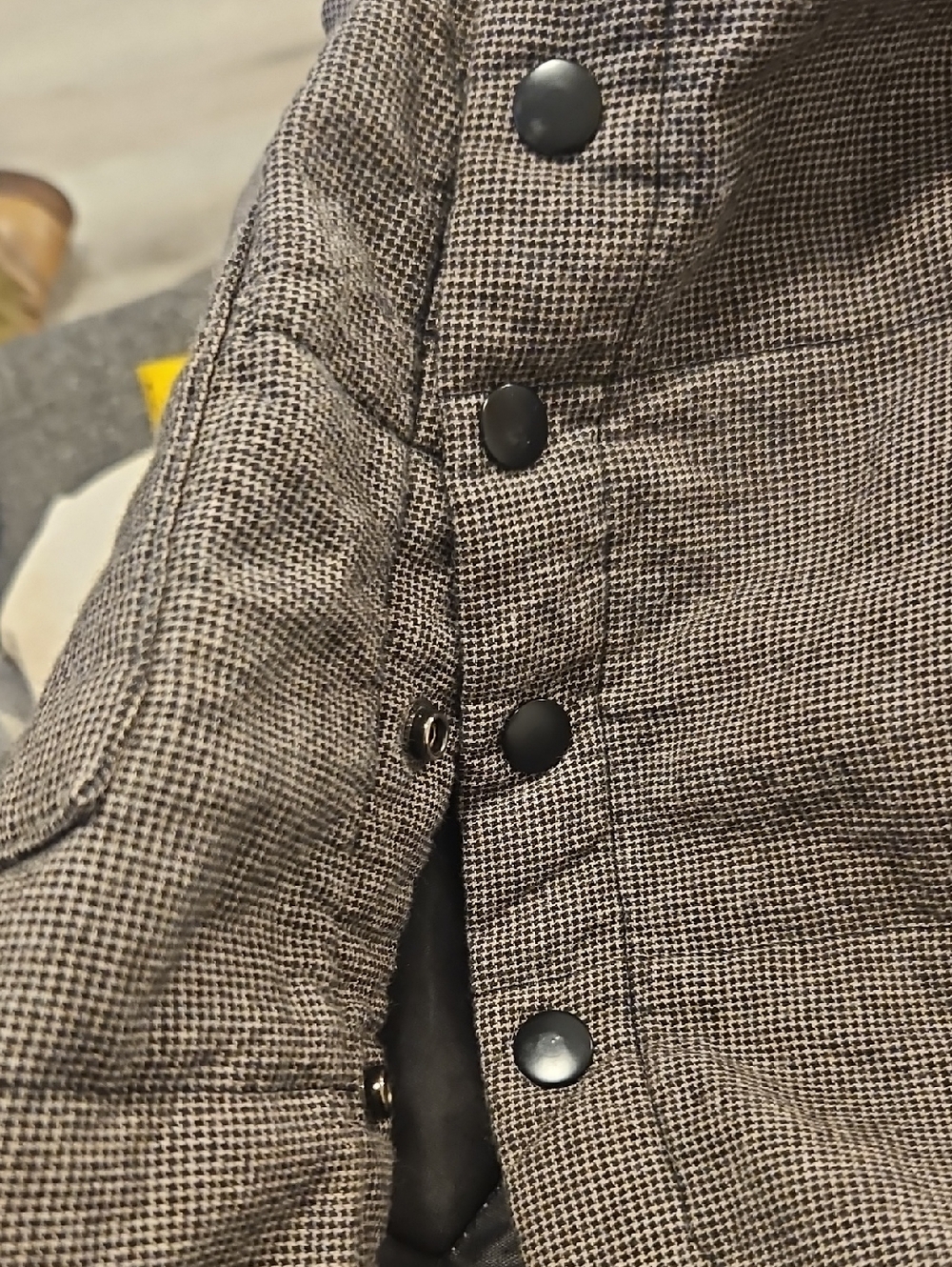 Long Jacket in Small Pattern - Picture 7 of 10